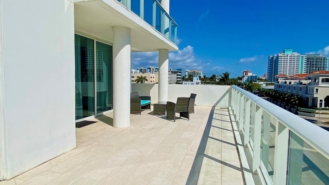 401 N Birch Road 415