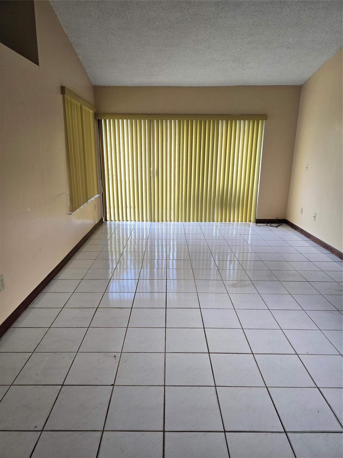 LINDGREN EAST - Residential