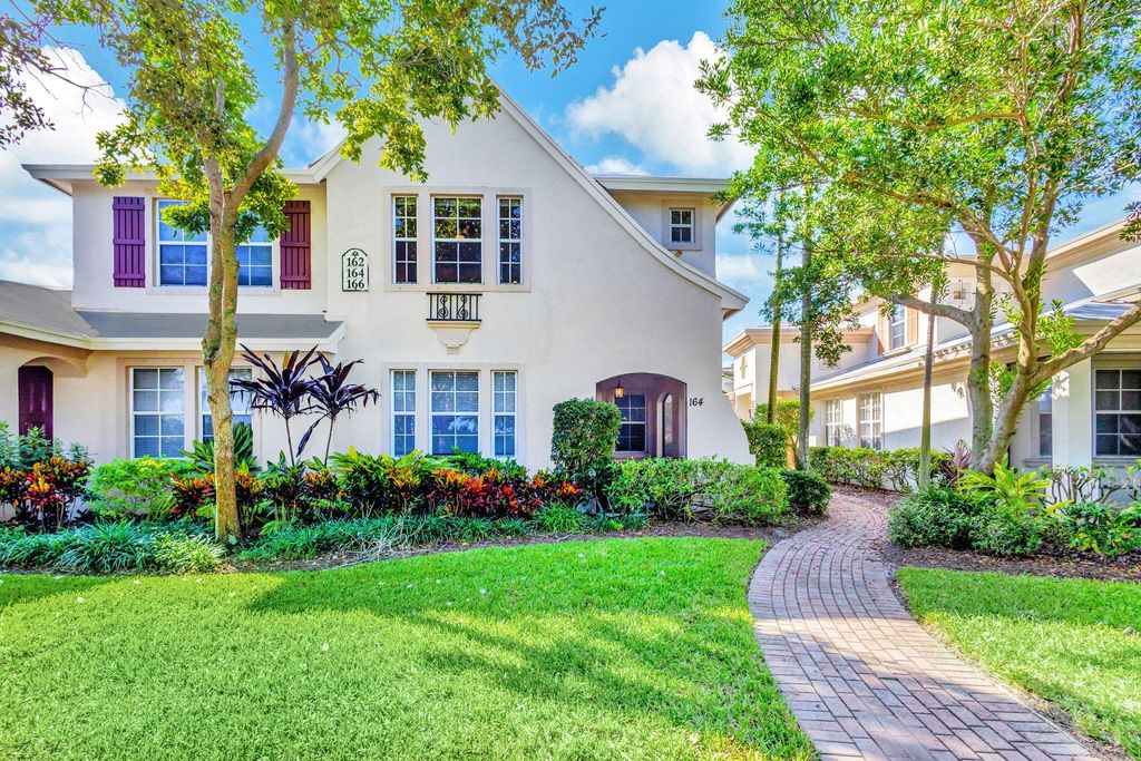 Photo of 164 Evergrene Parkway, Palm Beach Gardens, FL 33410 (MLS # R11026861)