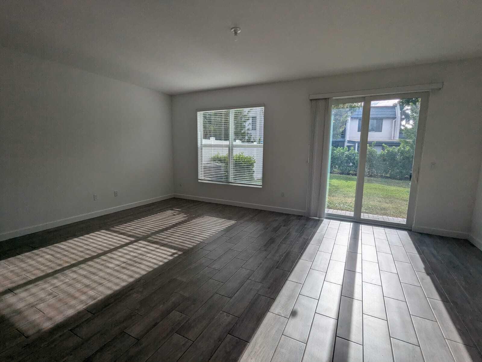 LAKESHORE AT THE FOUNTAIN - Residential Lease