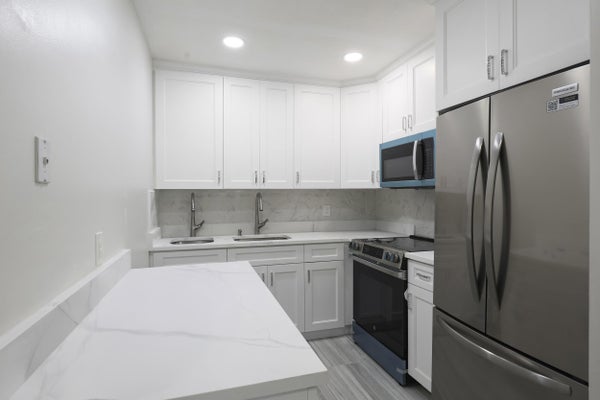 148 HASTINGS I, WEST PALM BEACH, FL 33417 - Image edbe6df3d3cd2073e18e726645f00d8b/292041805