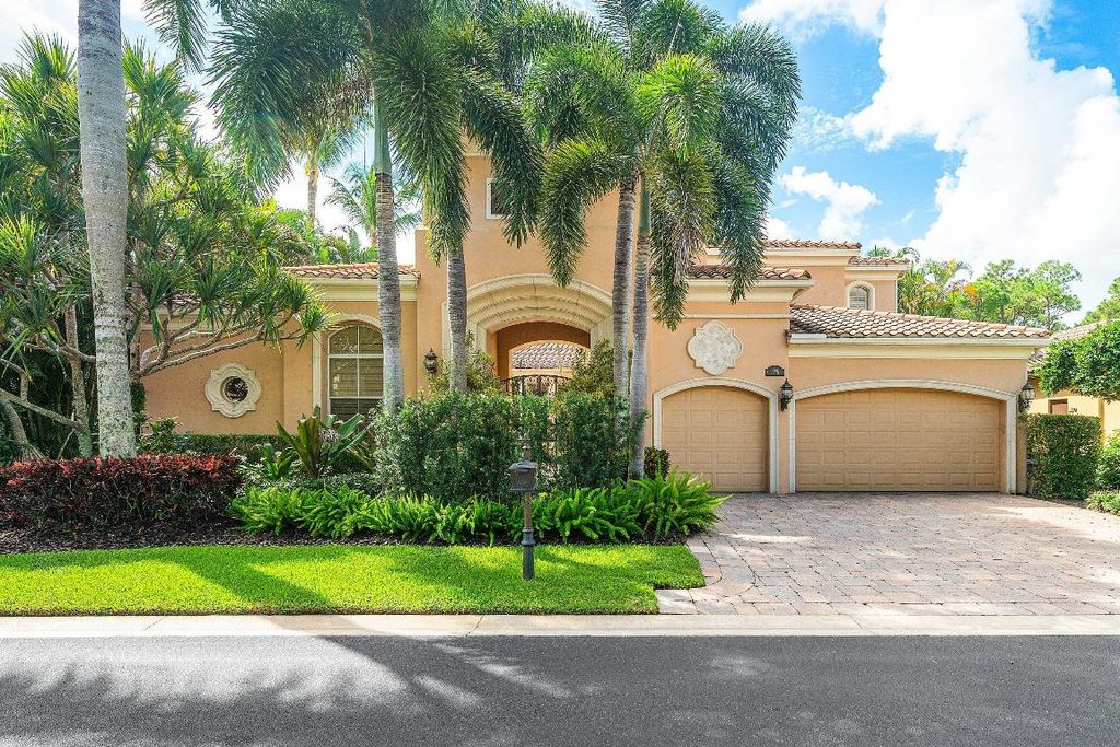 Photo of 155 Remo Place, Palm Beach Gardens, FL 33418 (MLS # R11127584)