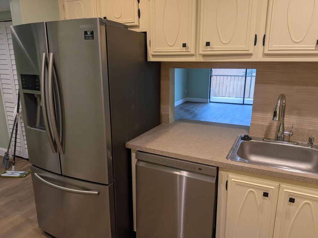 Photo of 8901 N New River Canal Road #22w, Plantation, FL 33324 (MLS # B26008430)