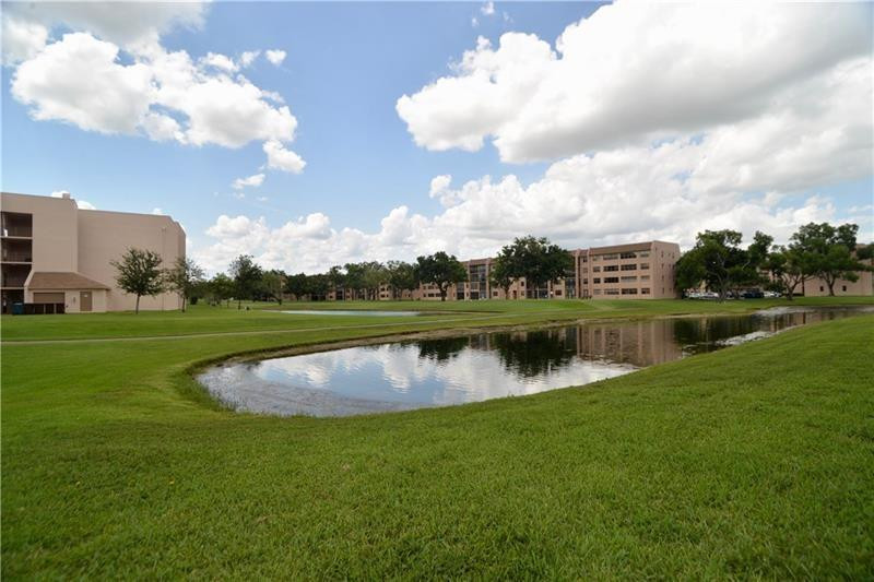 Sunrise Lakes - Residential