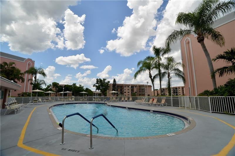 Sunrise Lakes - Residential