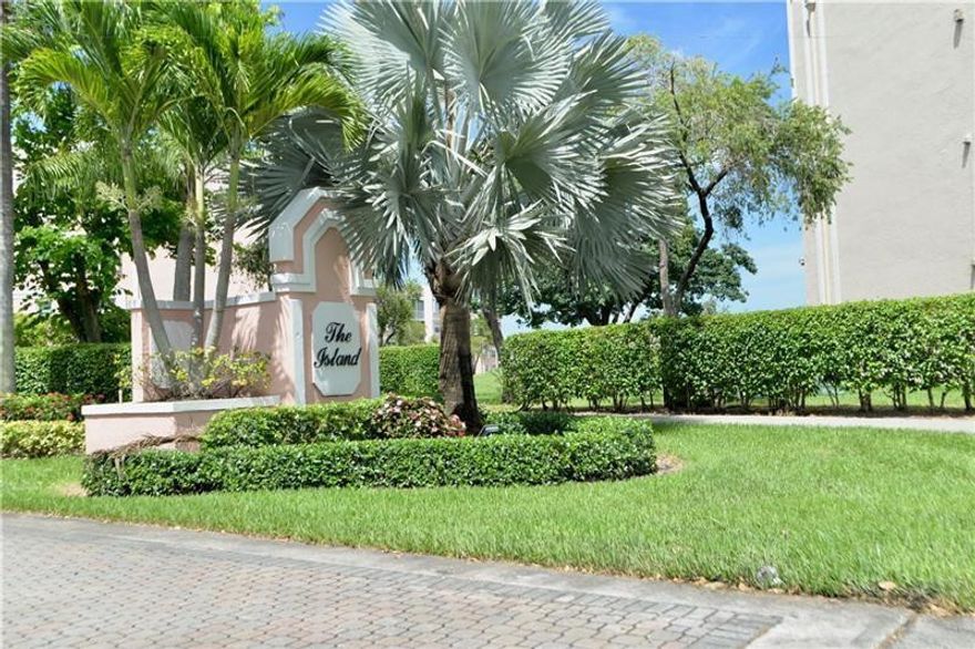 Bank owned property, being sold strictly AS IS with right to inspect.  Property is a top floor corner unit with-enclosed balcony for added living space and 3rd bedroom was converted to a den with wet bar, full size washer and dryer located in utility room. This is a 55 plus community, no rentals, no pets,  buyer must meet condo association financial requirements and application process. Property was obtained through foreclosure and no Seller's addendum will be provided. Please contact Agent to assist with offer.