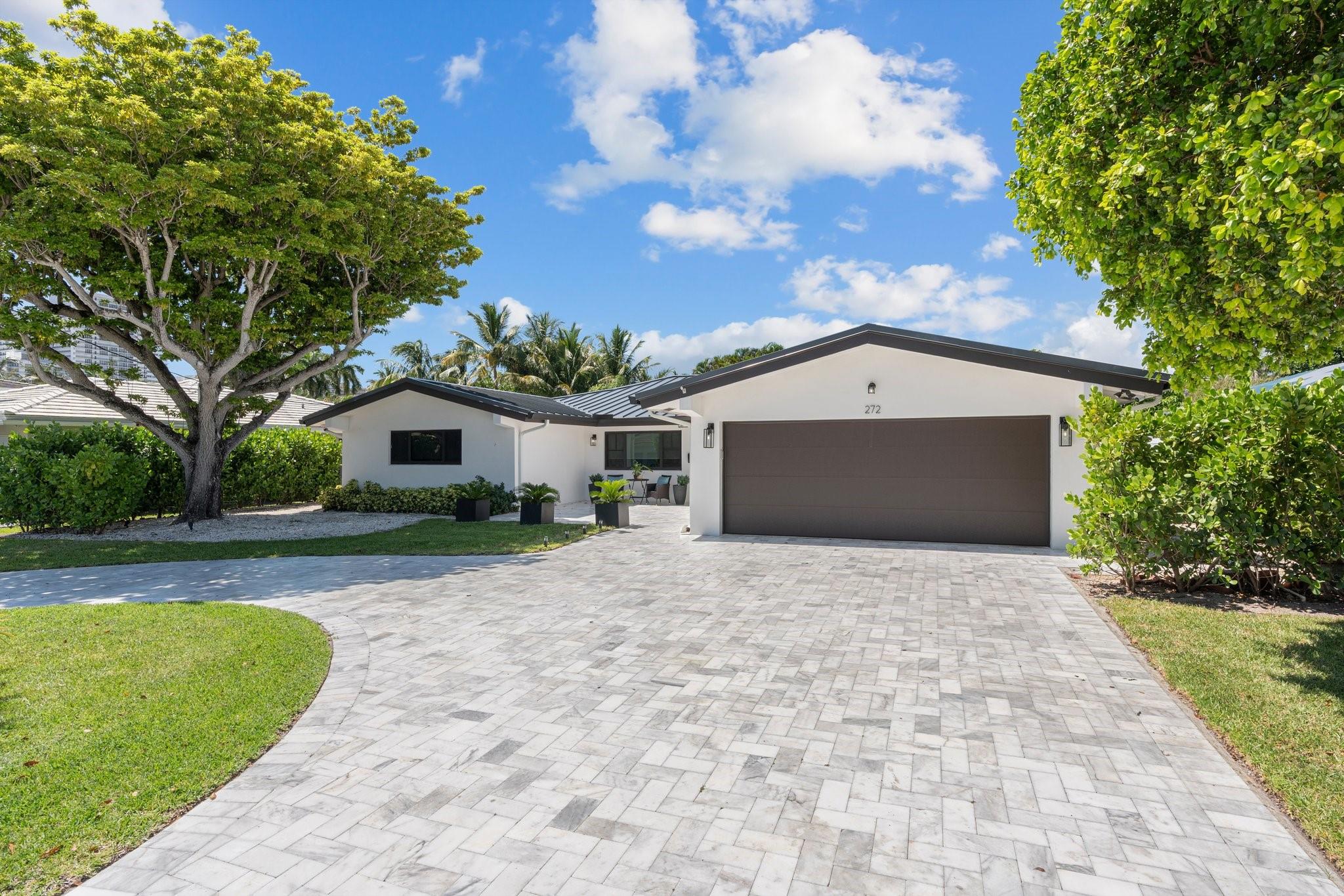 272 Codrington Dr