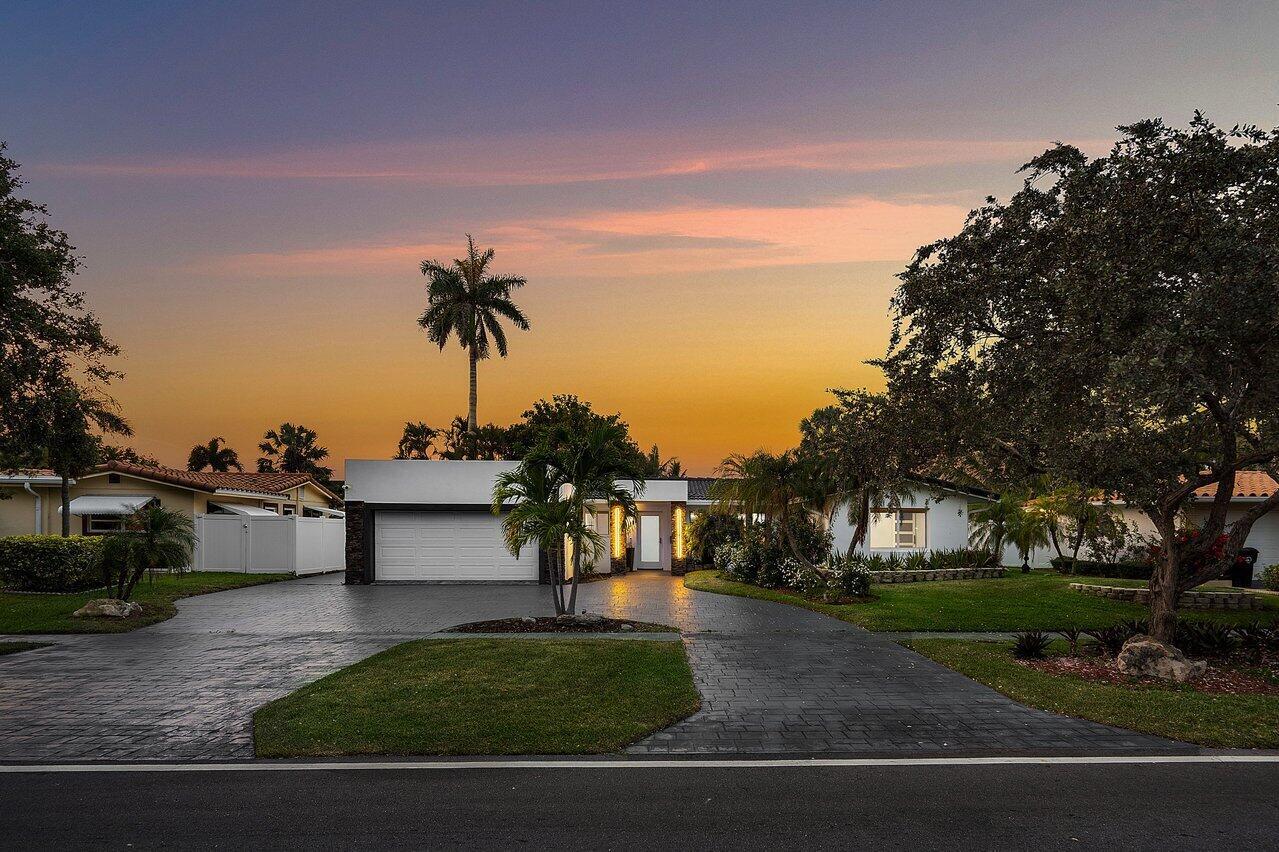 CORAL KEY VILLAS 2ND SEC - Residential