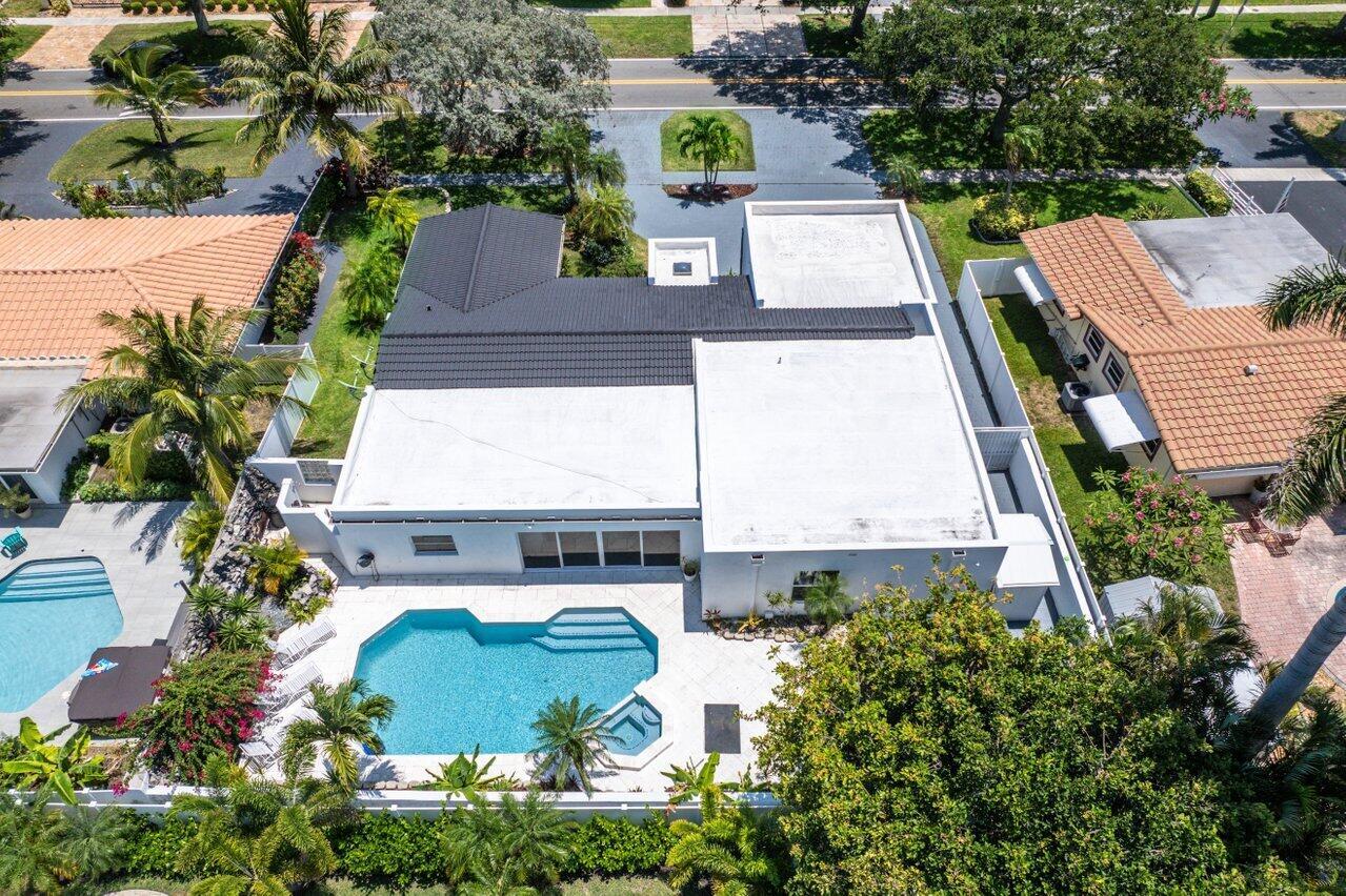 CORAL KEY VILLAS 2ND SEC - Residential