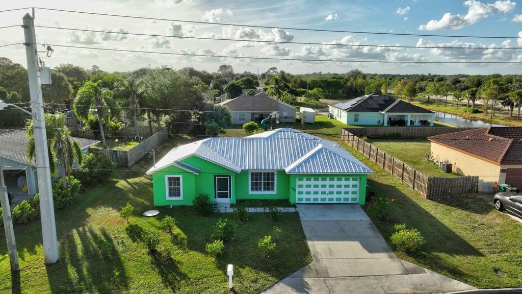 Photo of 1638 SW Cashmere Boulevard, Port Saint Lucie, FL 34953 (MLS # R10933087)