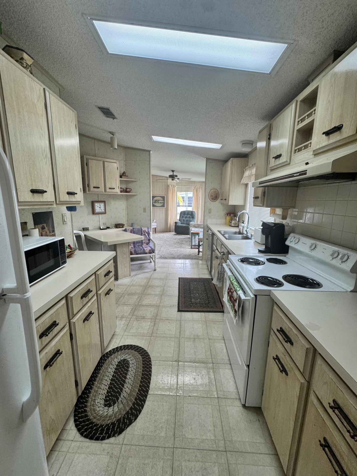 Spanish Lakes Country Club Village - Residential