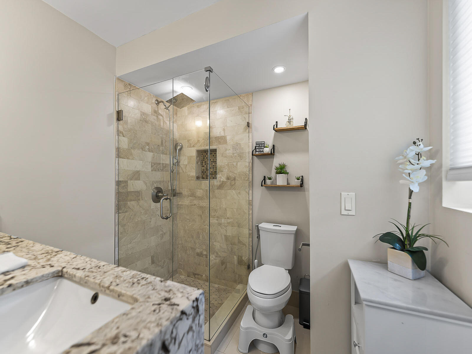 DEERFIELD RIDGE SEC 1 - Residential Lease