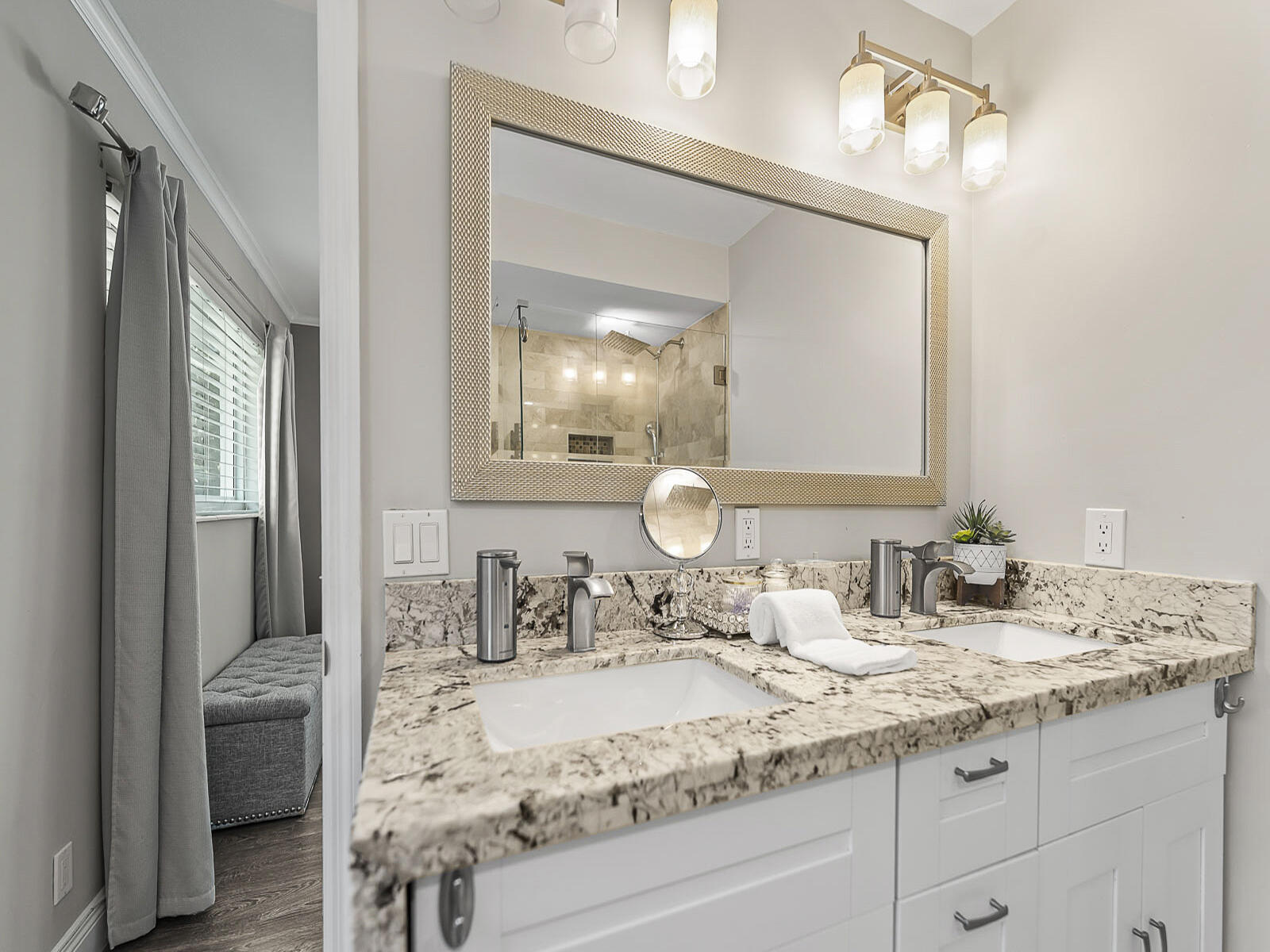 DEERFIELD RIDGE SEC 1 - Residential Lease