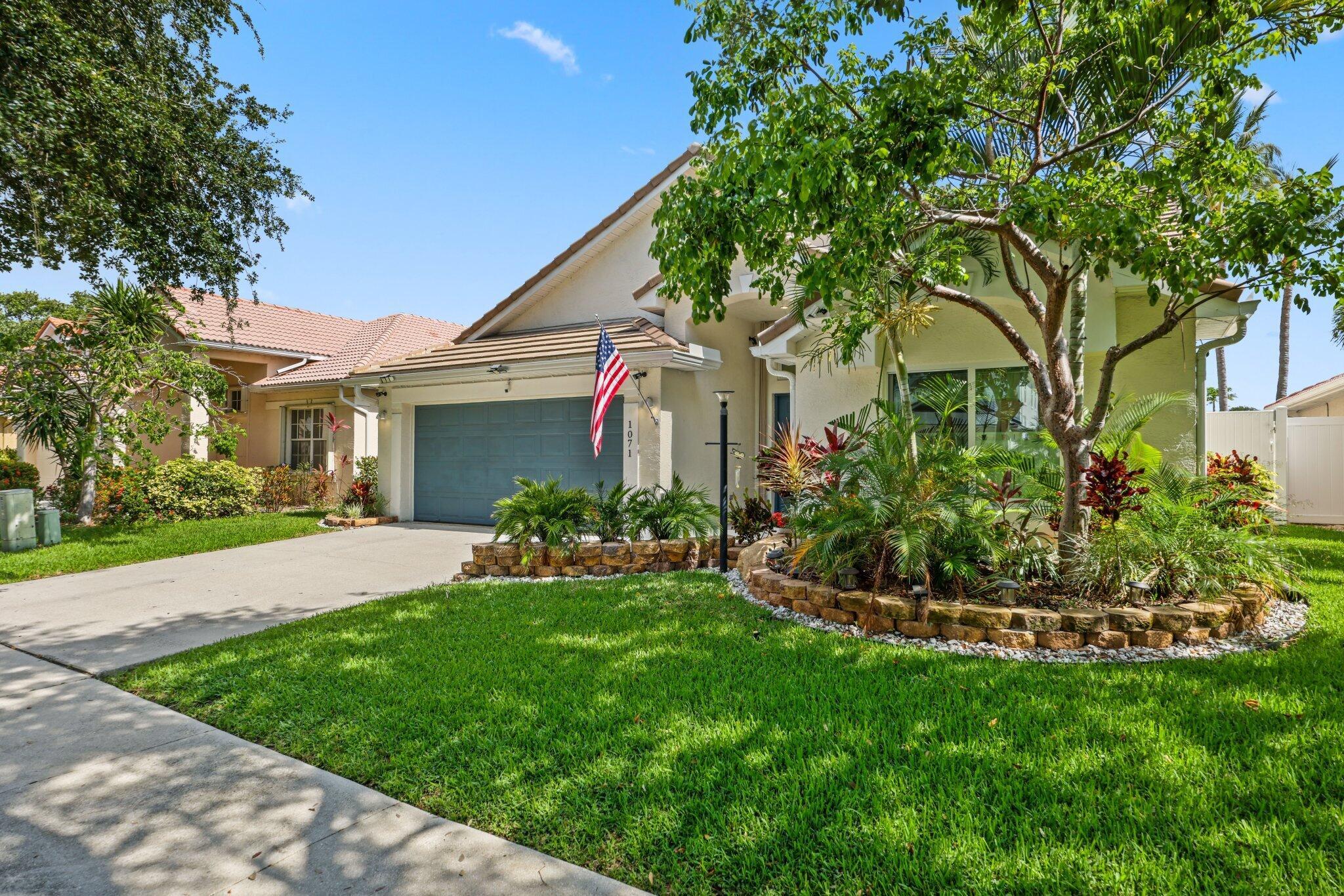 1071 Delray Lakes Drive