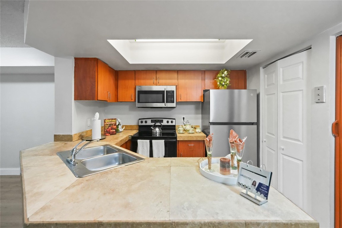 VIZCONTI - Residential