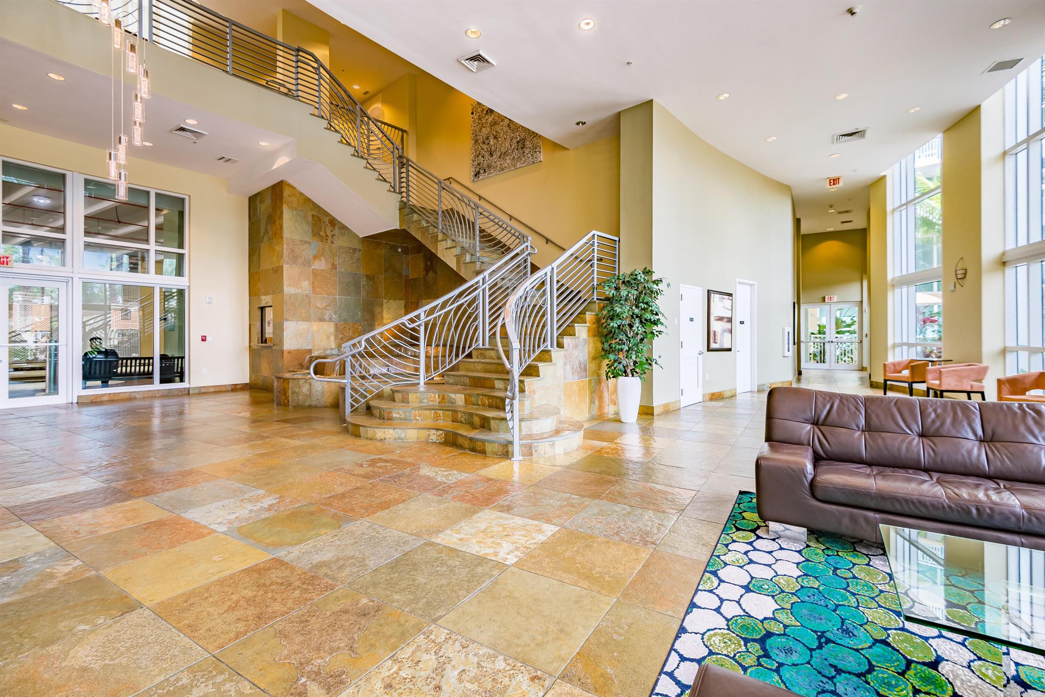 DUO CONDOMINIUM EAST - Residential