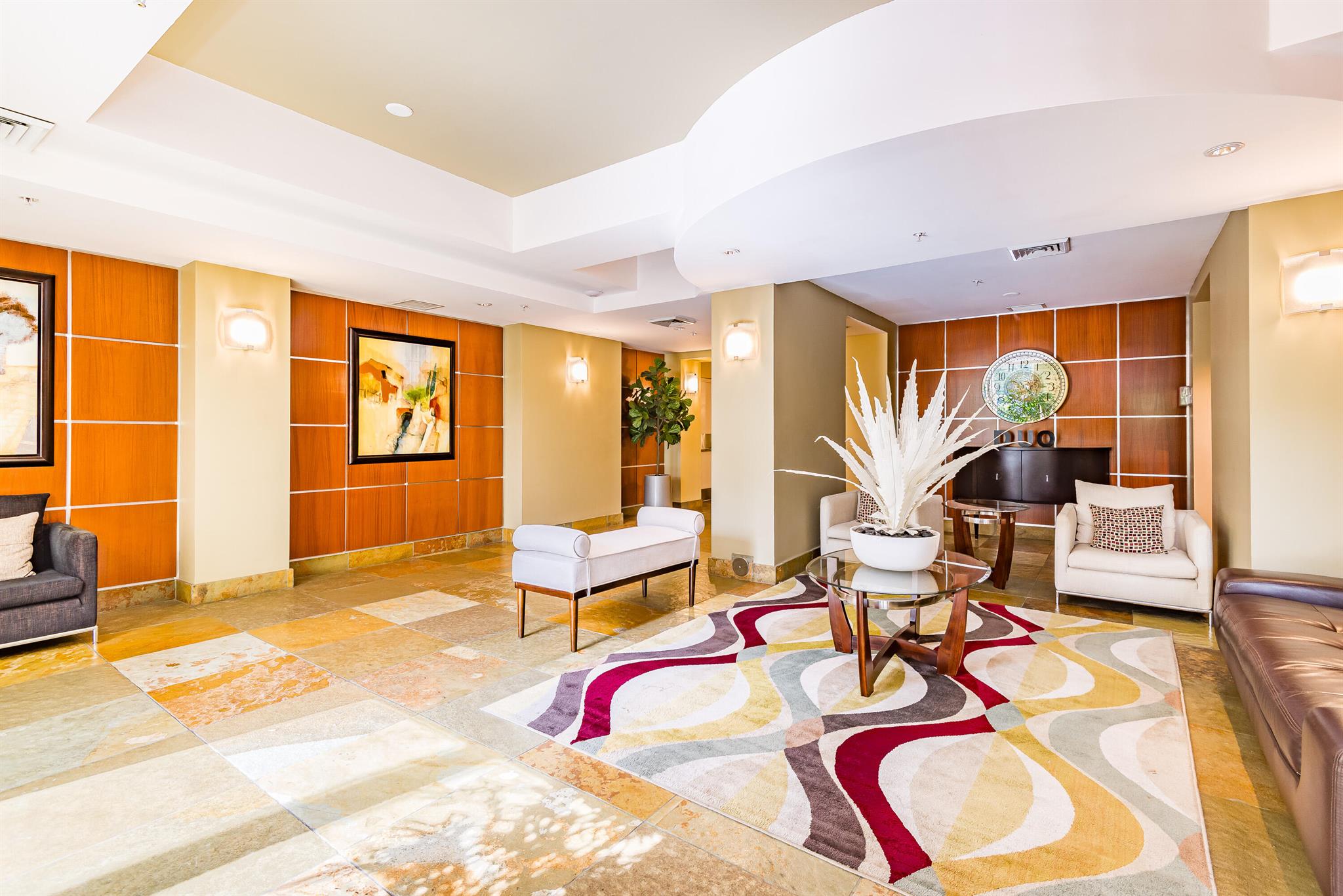 DUO CONDOMINIUM EAST - Residential