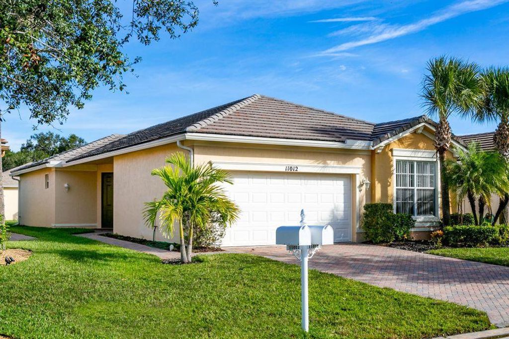 Photo of 11012 SW Dunhill Court, Port Saint Lucie, FL 34987 (MLS # R10706027)