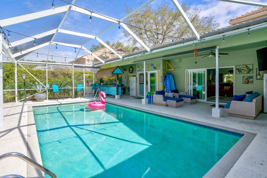 Photo of 10266 Hunt Club Lane, Palm Beach Gardens, FL 33418 (MLS # R10962487)