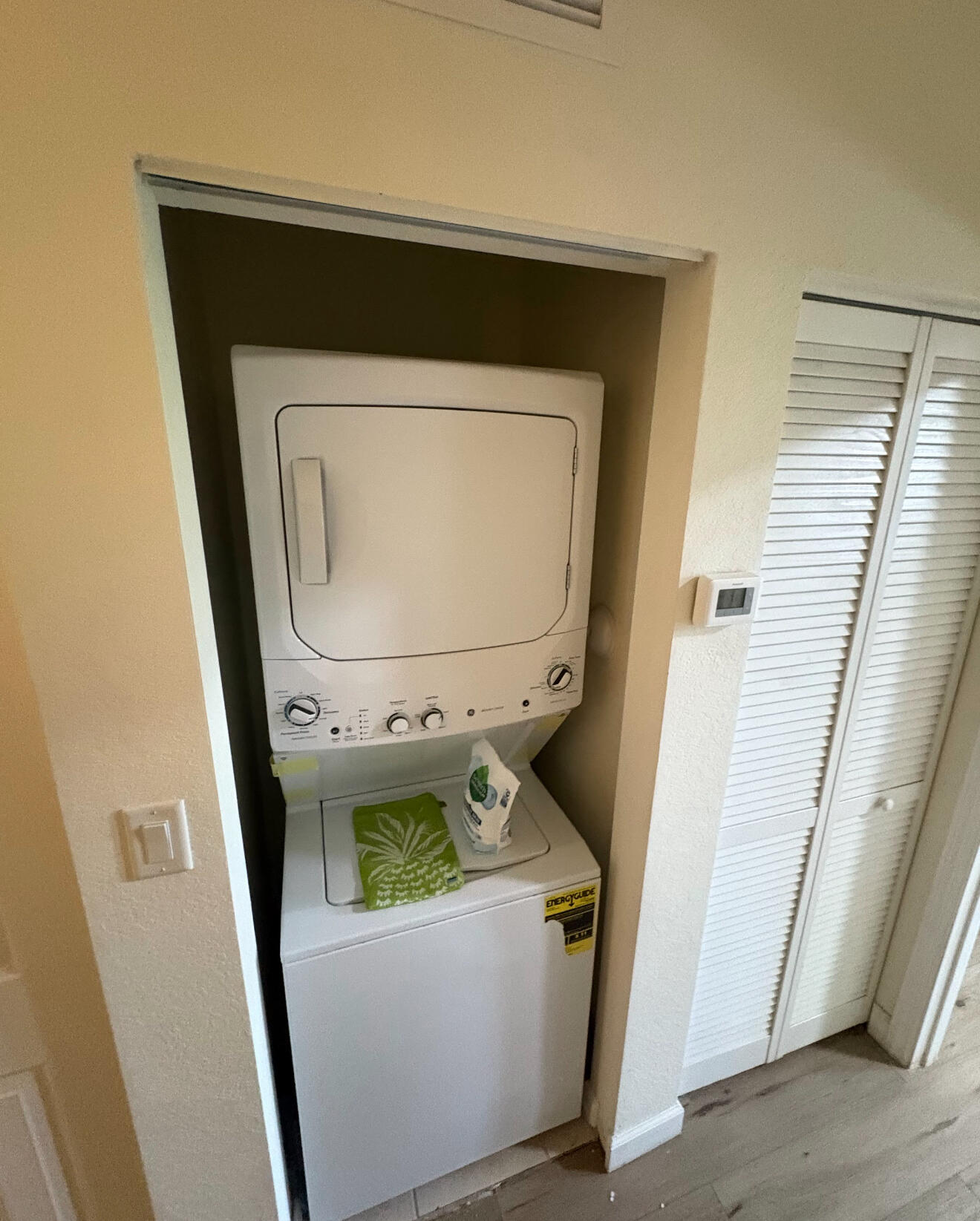 COCO PALM ESTATES - Residential