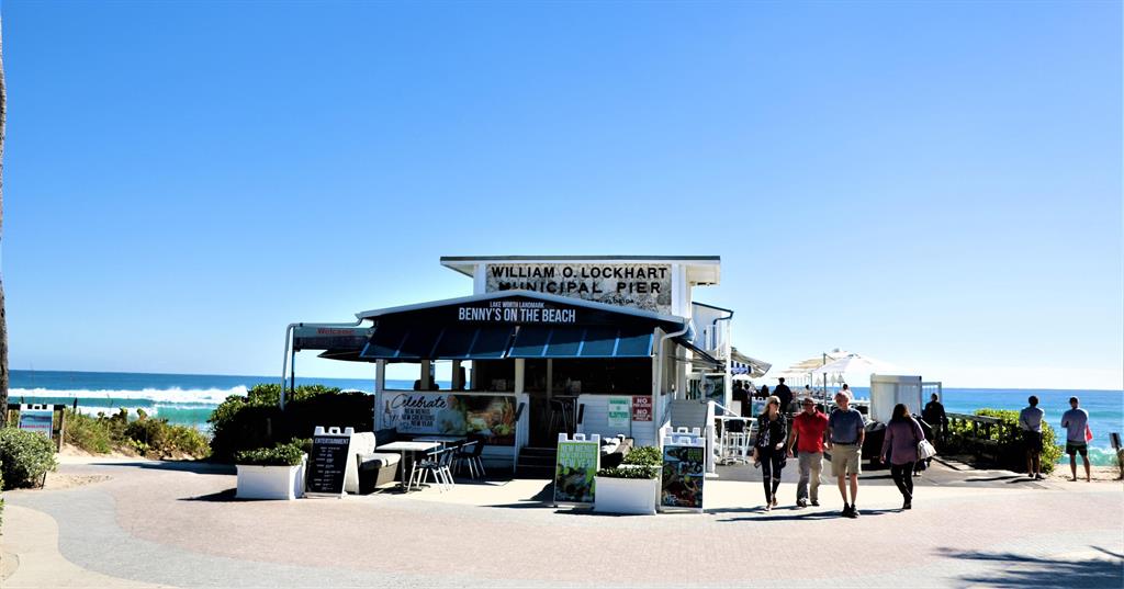 HIDDEN HARBOUR OF THE PALM BEACHES CONDO - Residential