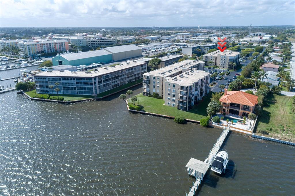 HIDDEN HARBOUR OF THE PALM BEACHES CONDO - Residential