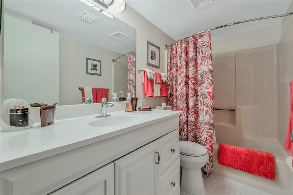 HIDDEN HARBOUR OF THE PALM BEACHES CONDO - Residential