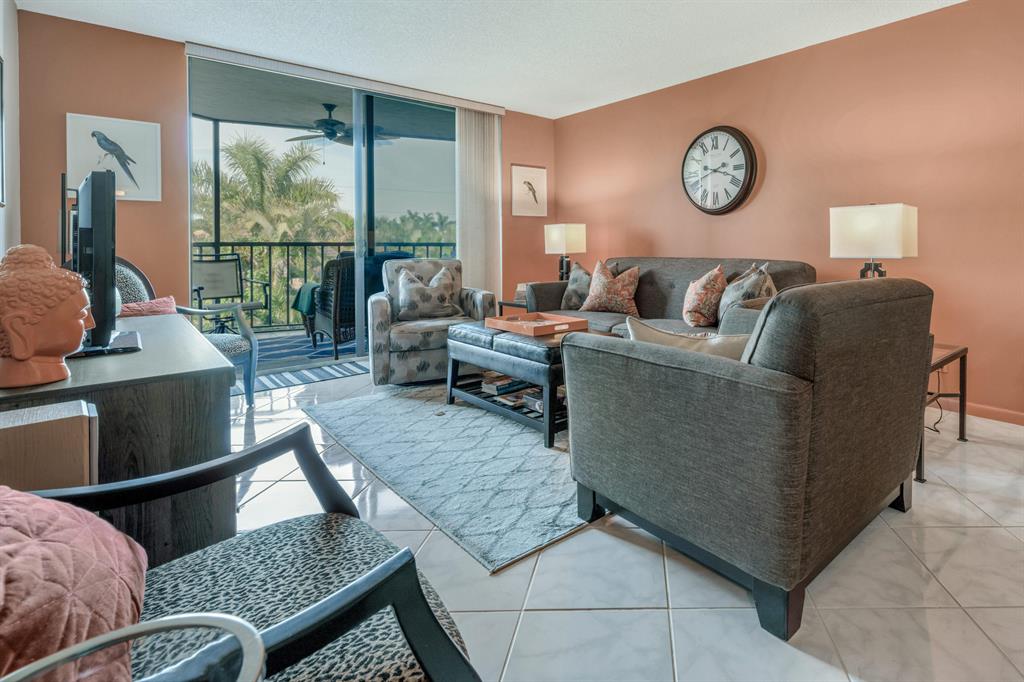 HIDDEN HARBOUR OF THE PALM BEACHES CONDO - Residential