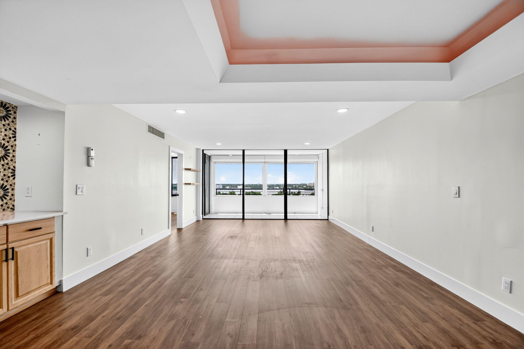 3589 S OCEAN Boulevard 909