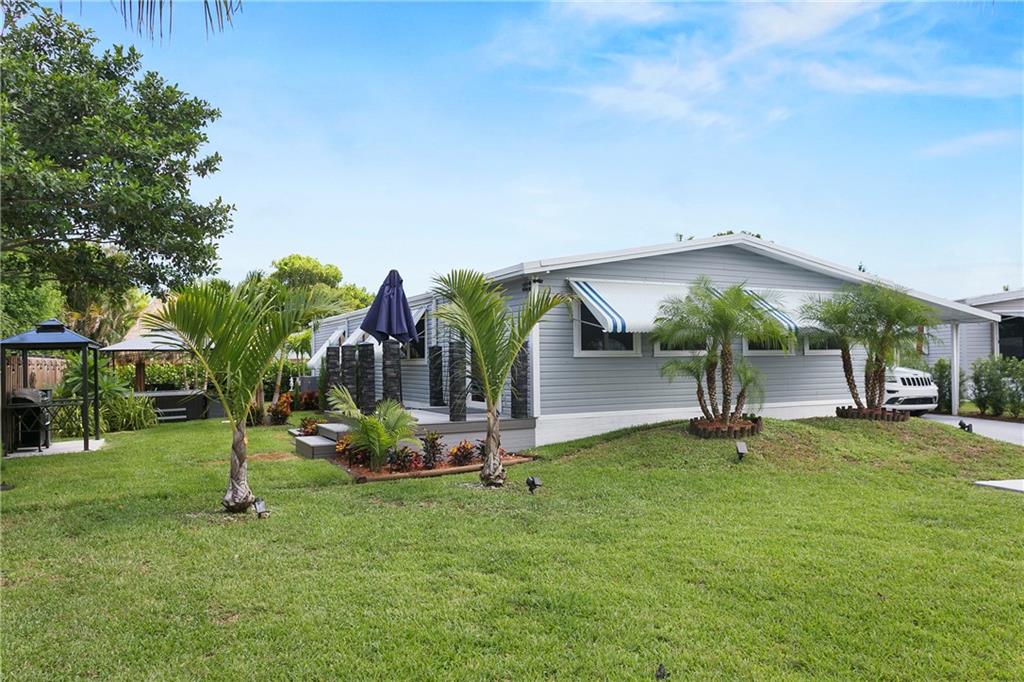 Ravenswood Estates & Mari - Residential