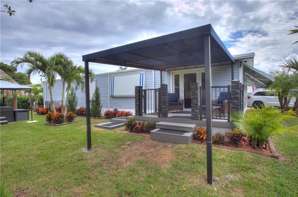 Ravenswood Estates & Mari - Residential