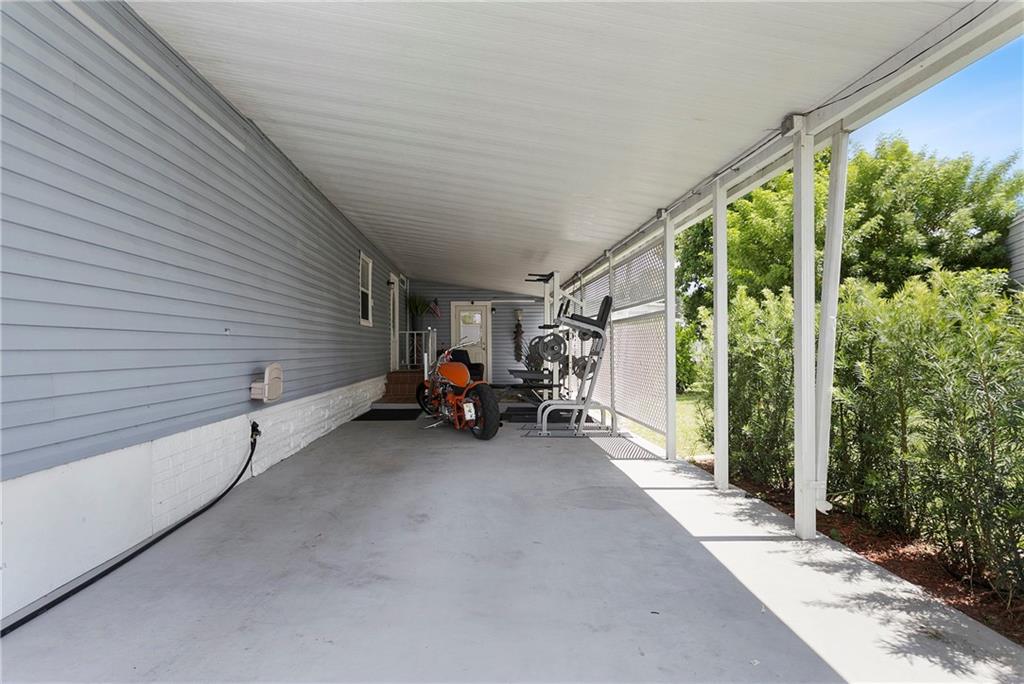 Ravenswood Estates & Mari - Residential