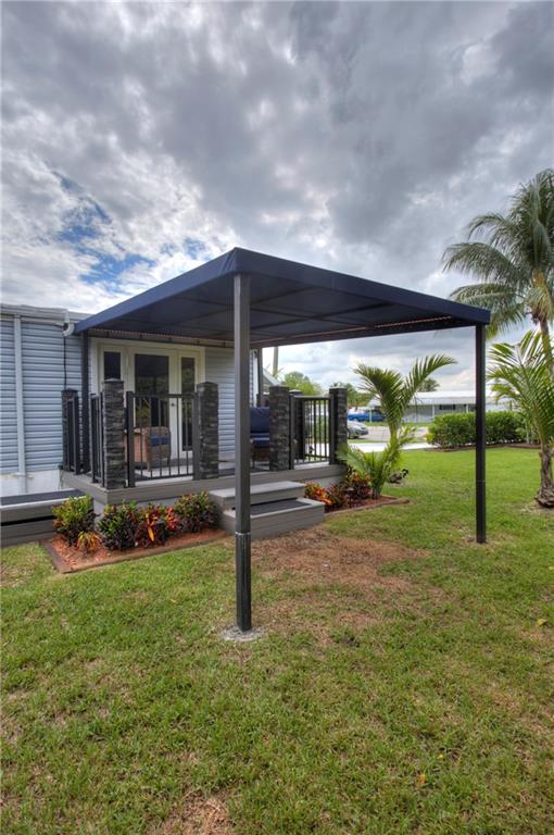 Ravenswood Estates & Mari - Residential