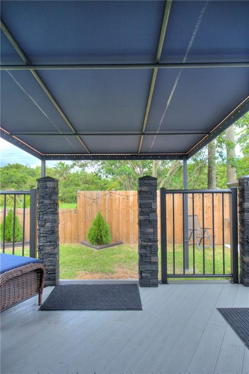 Ravenswood Estates & Mari - Residential