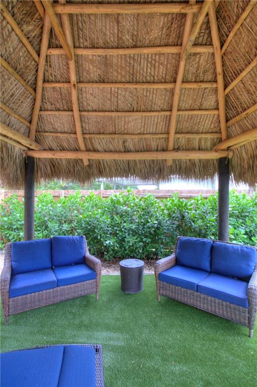 Ravenswood Estates & Mari - Residential