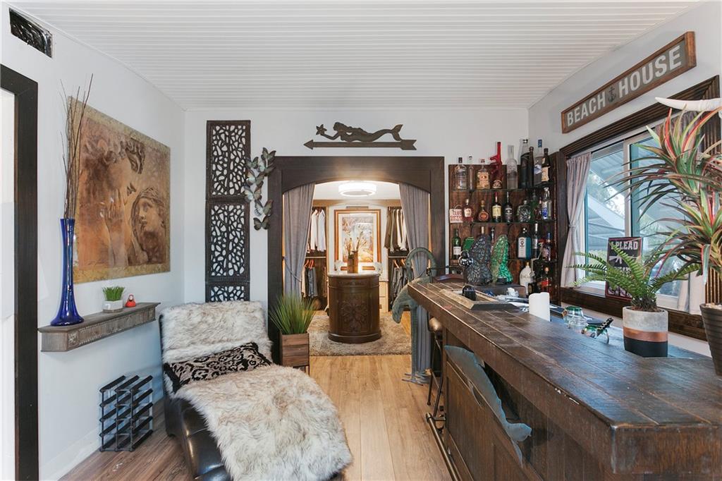 Ravenswood Estates & Mari - Residential