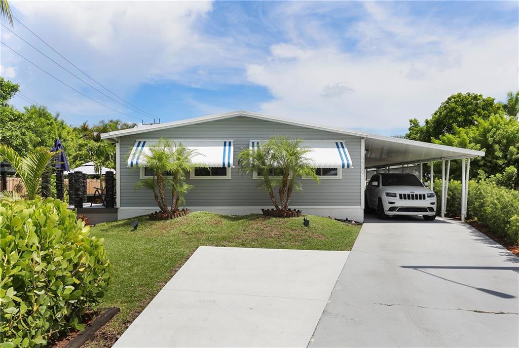 Ravenswood Estates & Mari - Residential