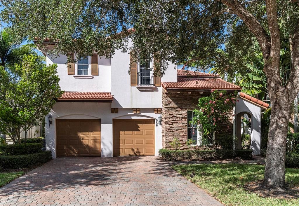 Photo of 956 Mill Creek Drive, Palm Beach Gardens, FL 33410 (MLS # R10749712)