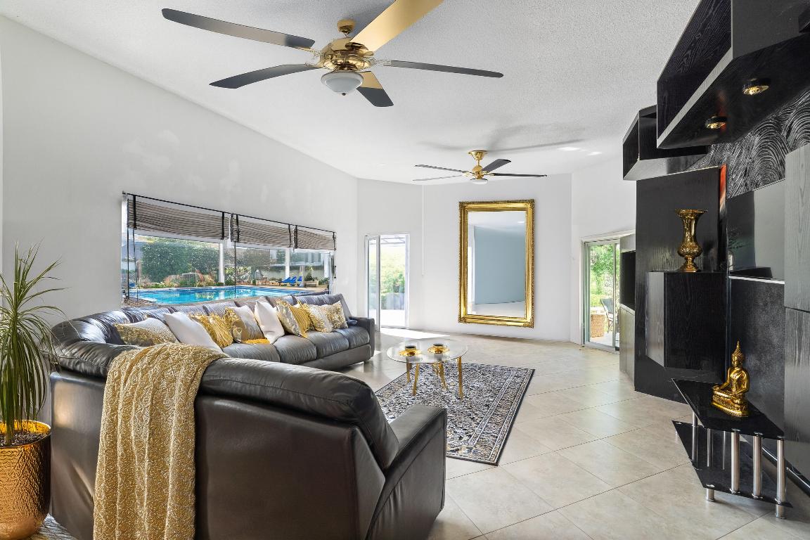 WOODLANDS THIRD SEC - Residential