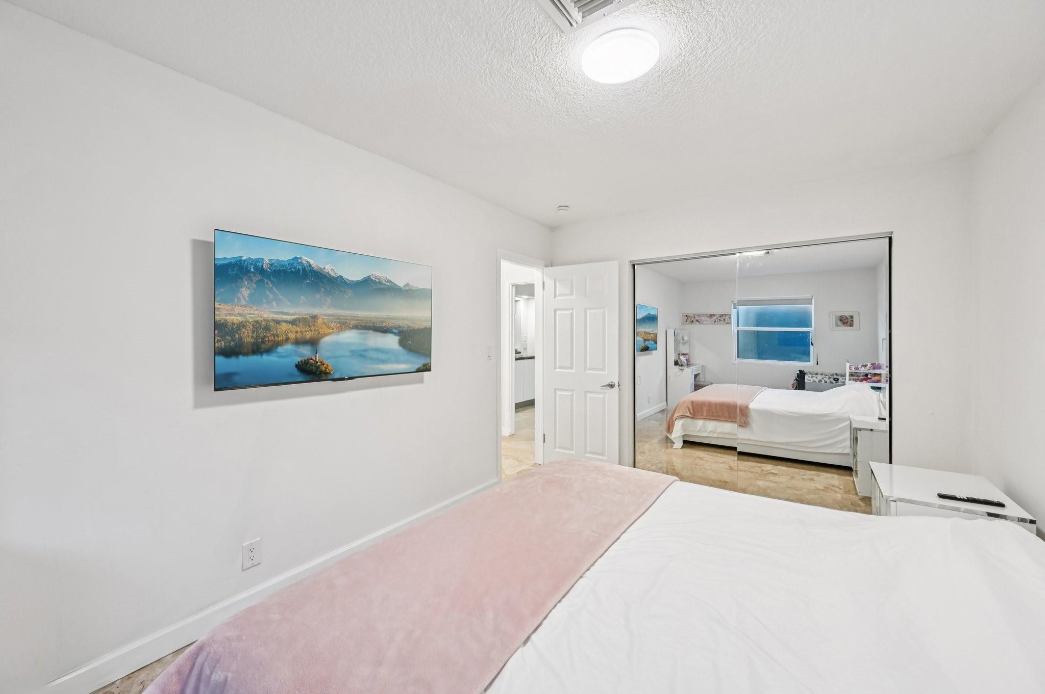 CYPRESS ISLES ESTATES - Residential