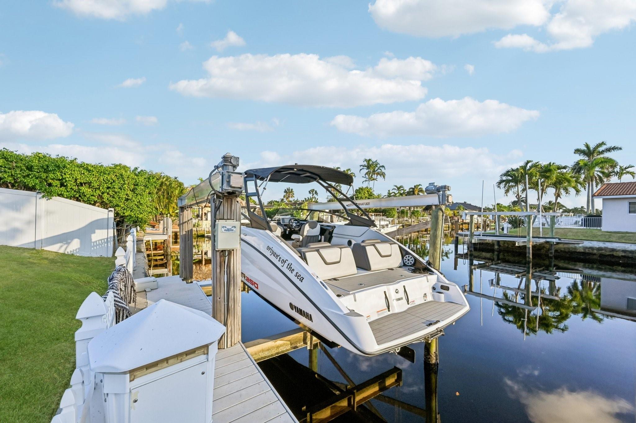 CYPRESS ISLES ESTATES - Residential