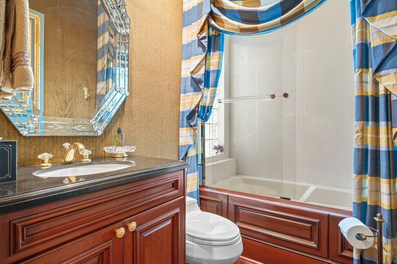 ADDISON ESTATES - Residential