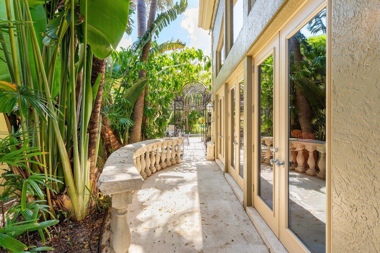 ADDISON ESTATES - Residential