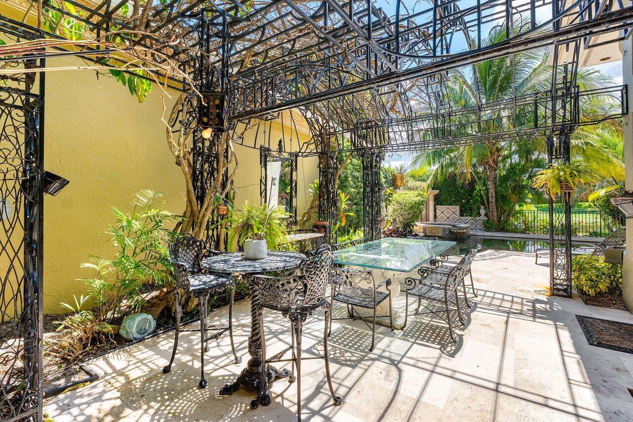 ADDISON ESTATES - Residential