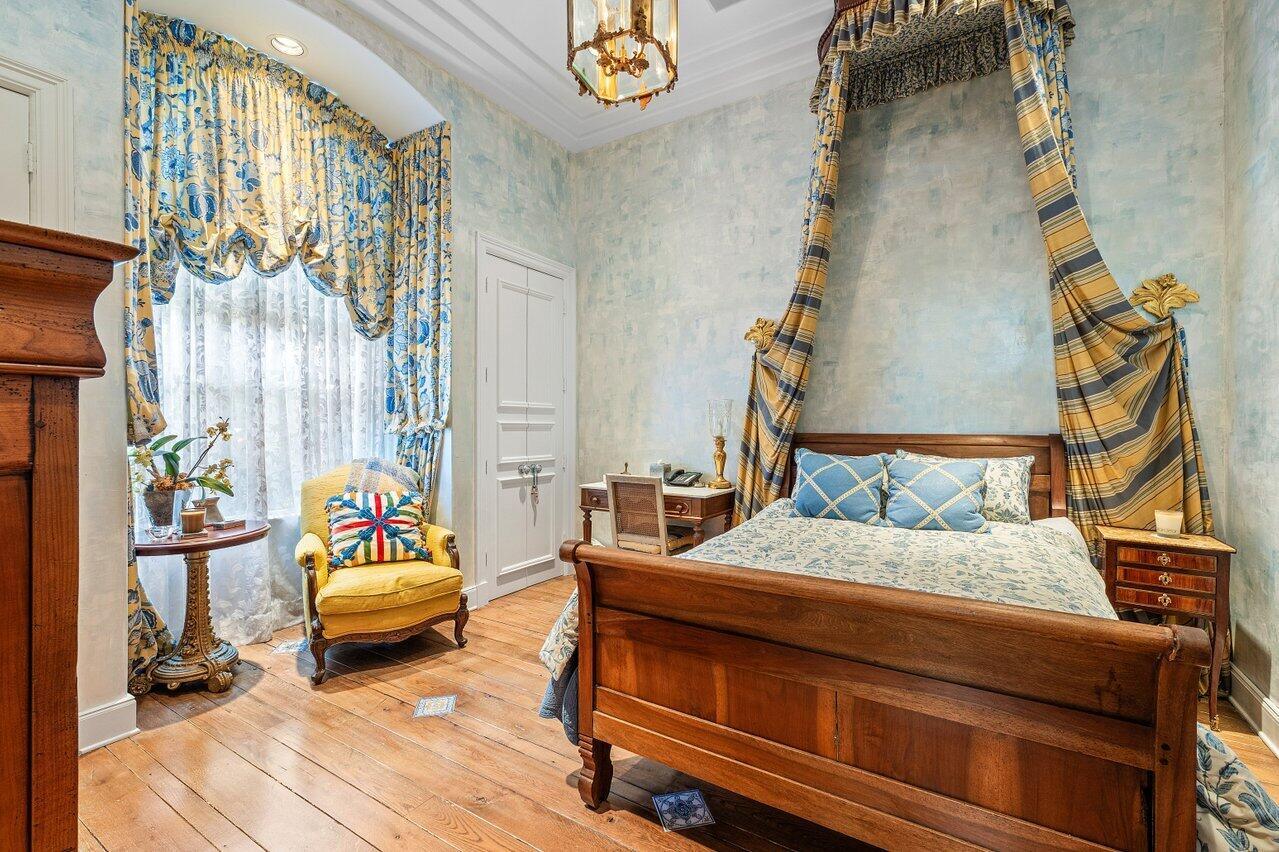 ADDISON ESTATES - Residential