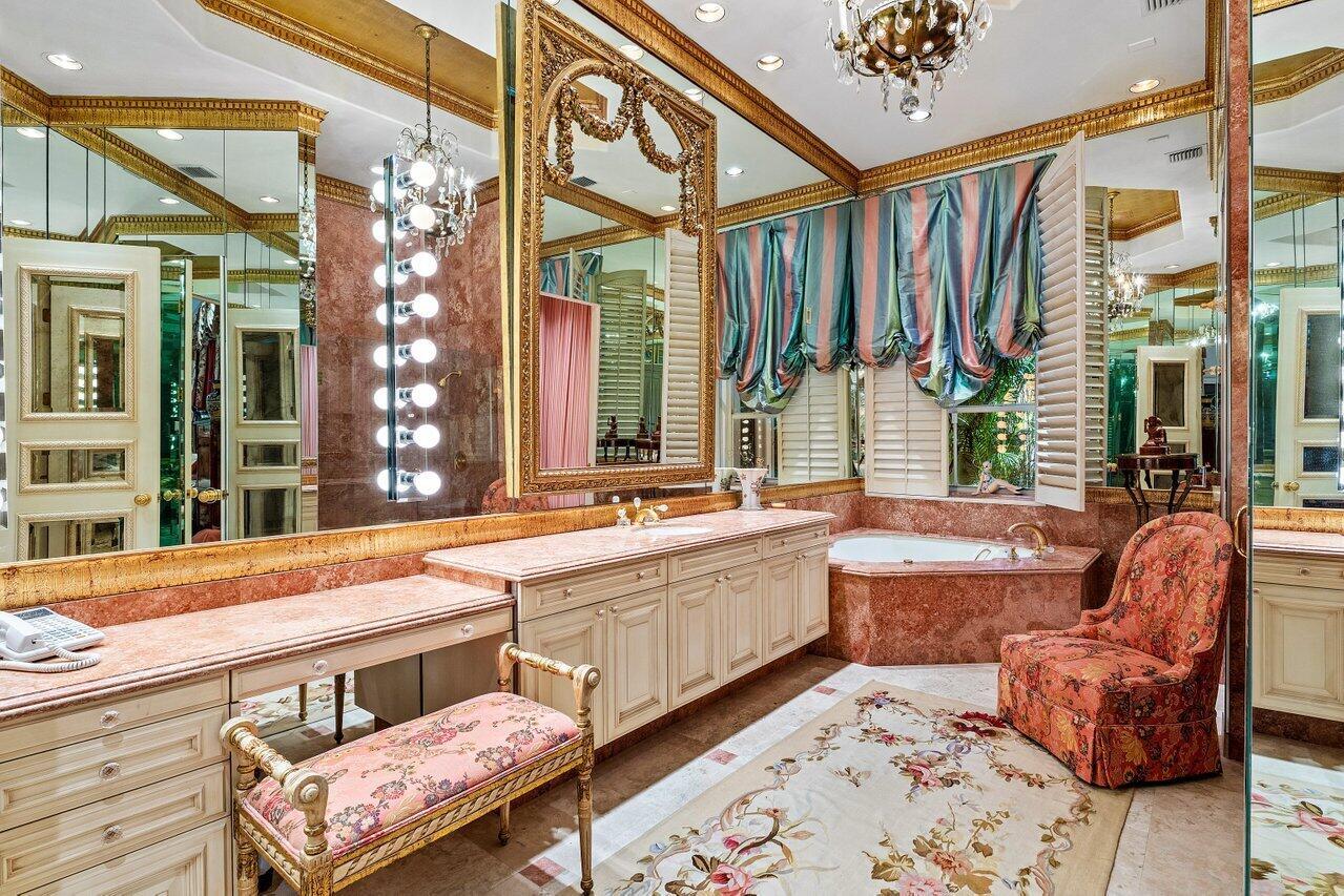 ADDISON ESTATES - Residential