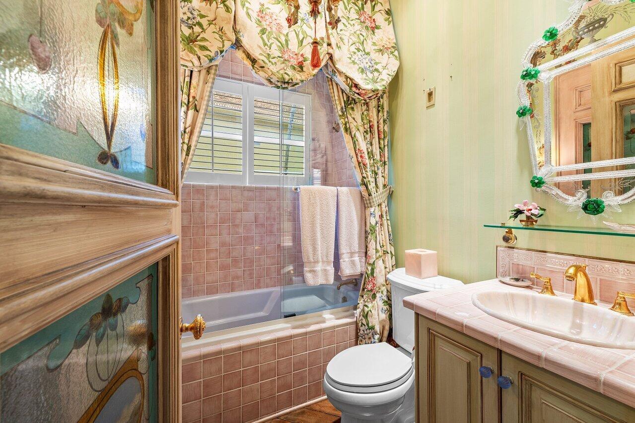 ADDISON ESTATES - Residential