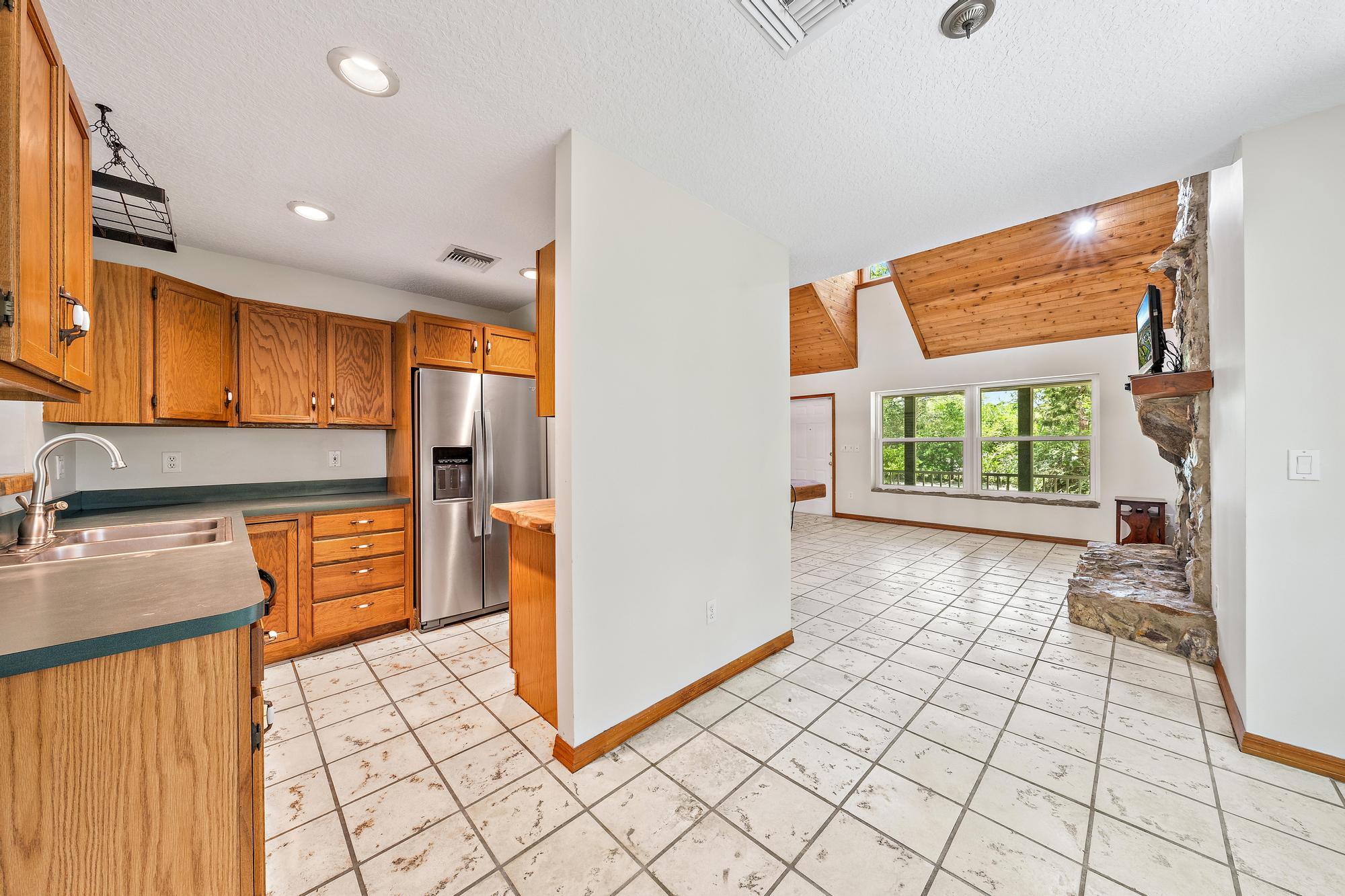 ACREAGE - Residential