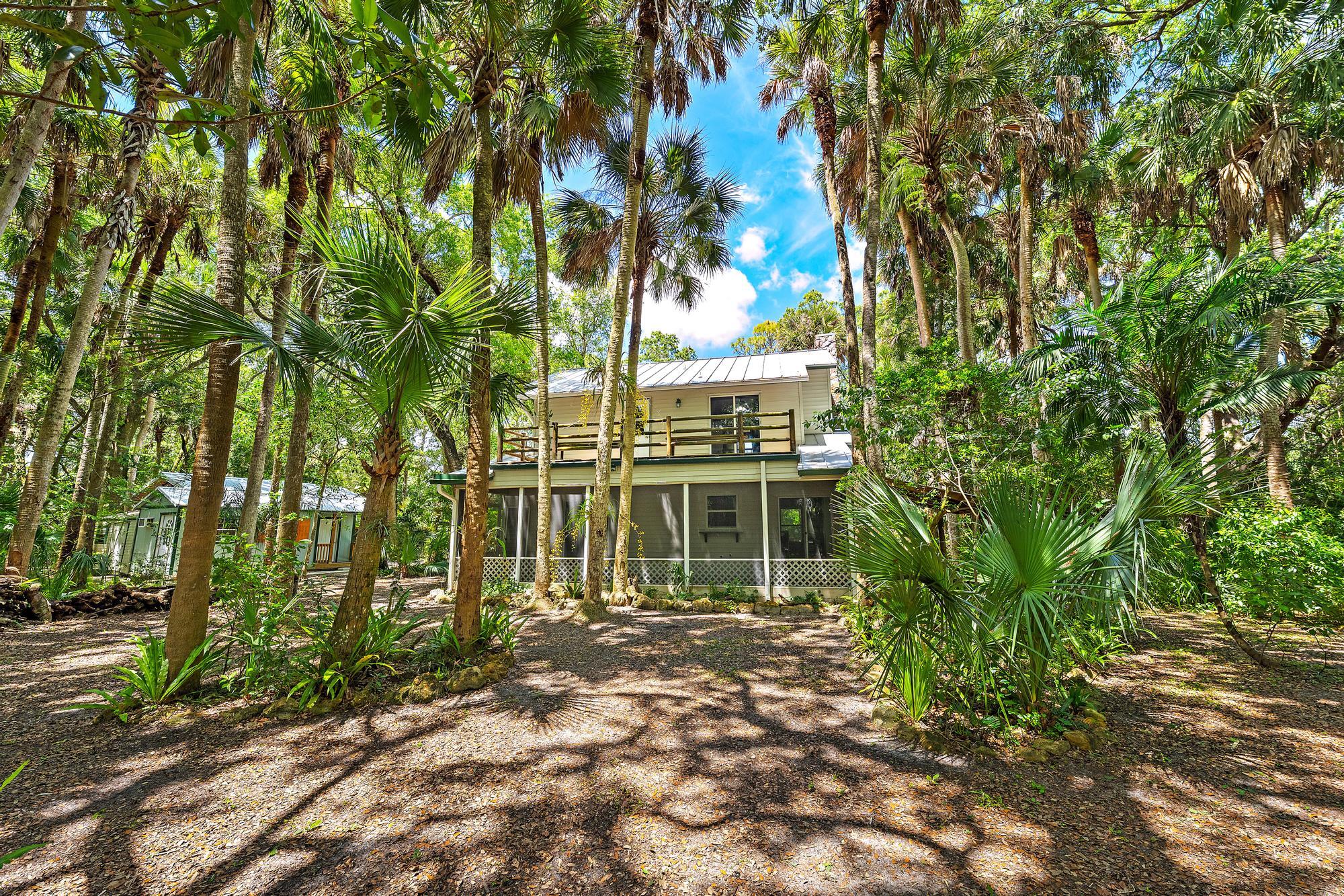 15740 N 99th St Street N