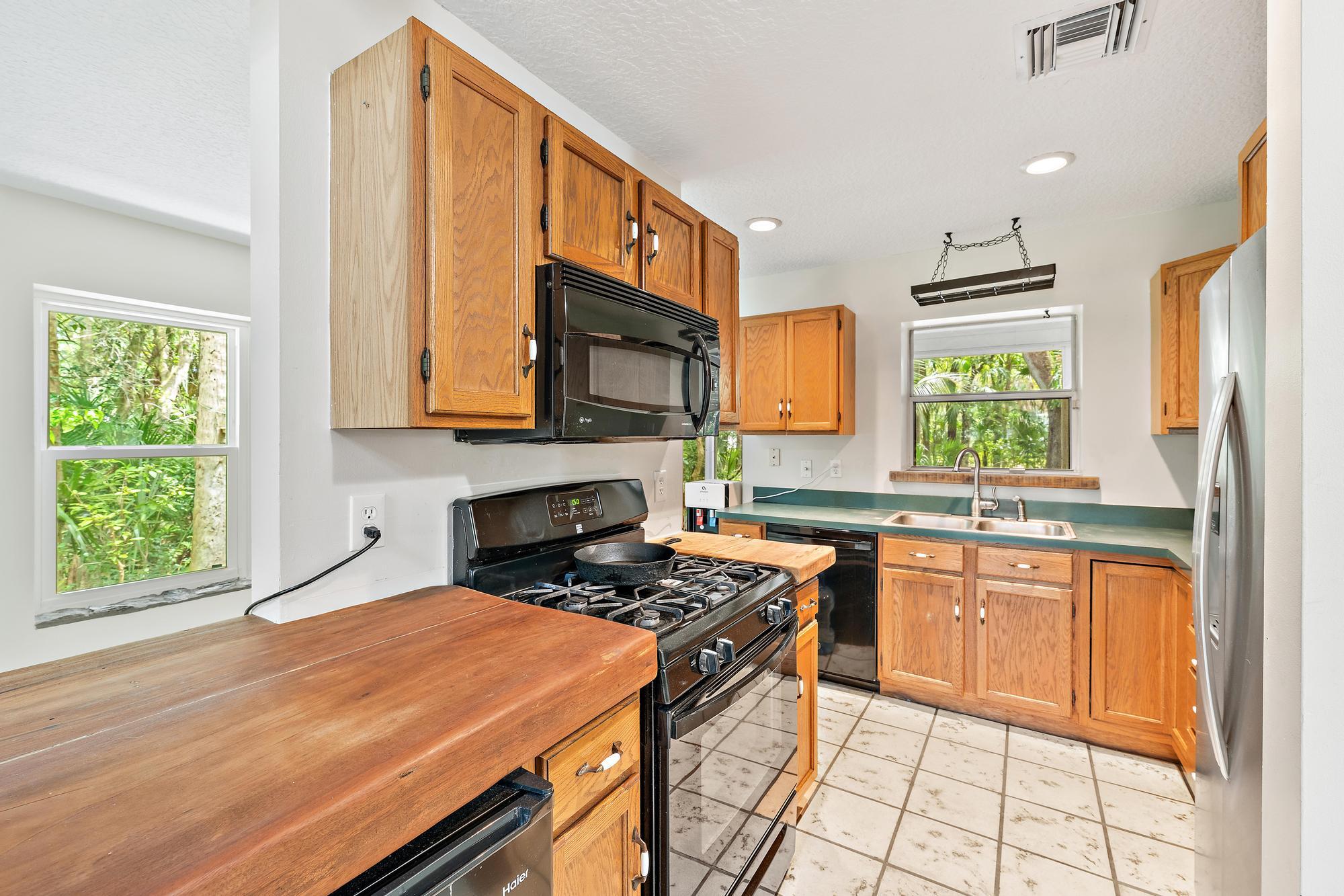 ACREAGE - Residential